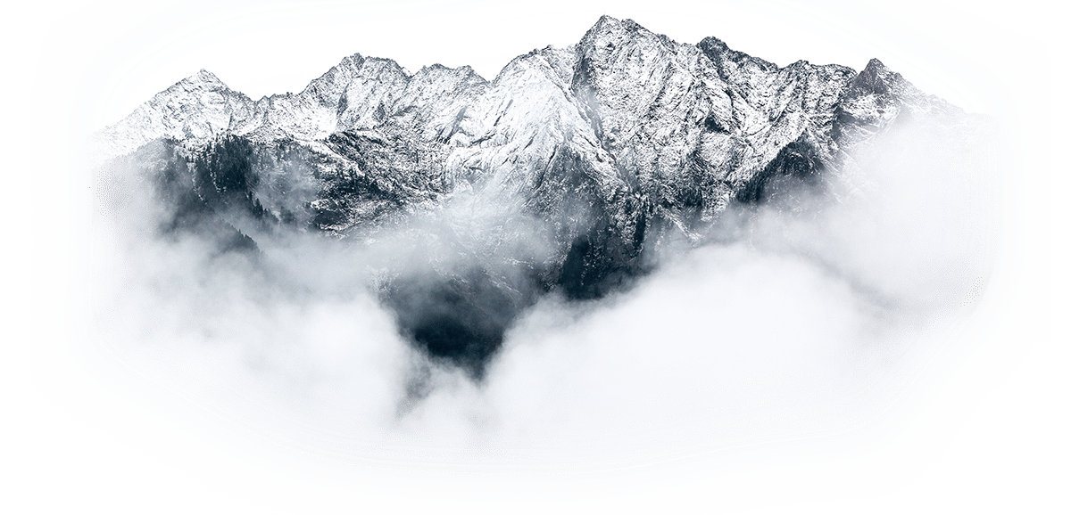 PURA RS Berge im Nebel (beschnitten) Verschneite Berggipfel über den Wolken